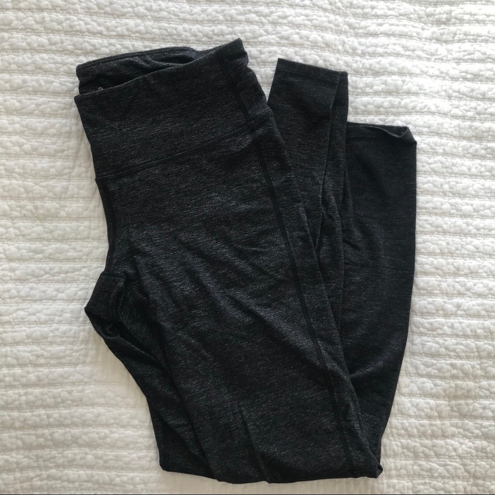 Athleta Dark Gray/Black Patterned Leggings Size S